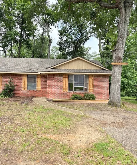 16062 Shoshone Dr — Photo 3