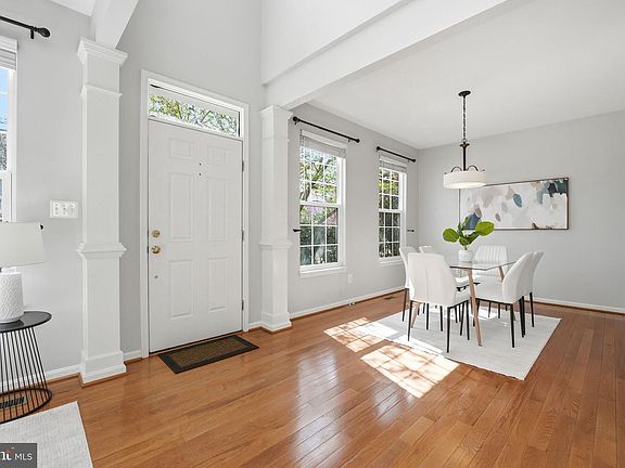 5th image of 13224 Daldownie Ct
