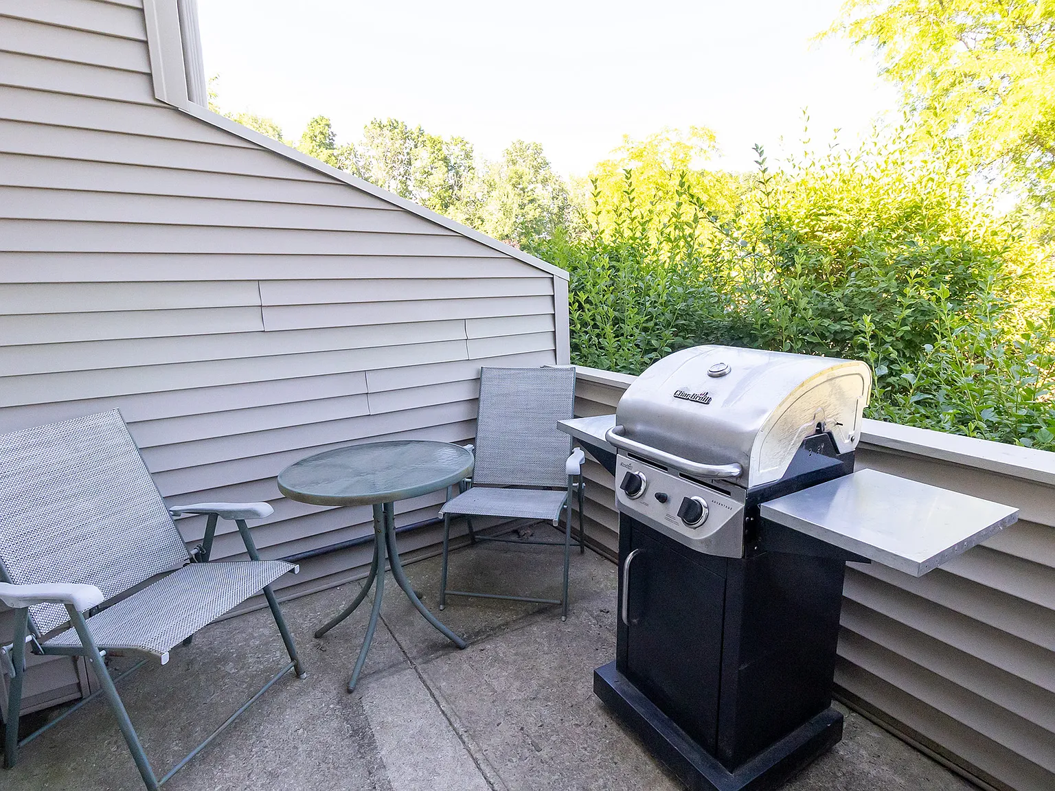 3 bed, 2.5 bath, 1480 sqft, $2,600 — Photo 4