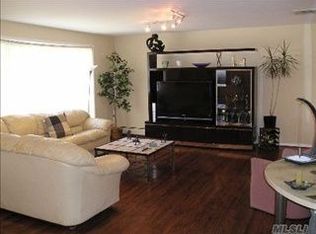 3205 Monterey Dr, Merrick, NY 11566