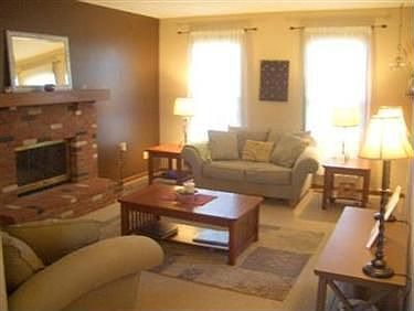 2nd image of 2956 Bryn Athen Dr