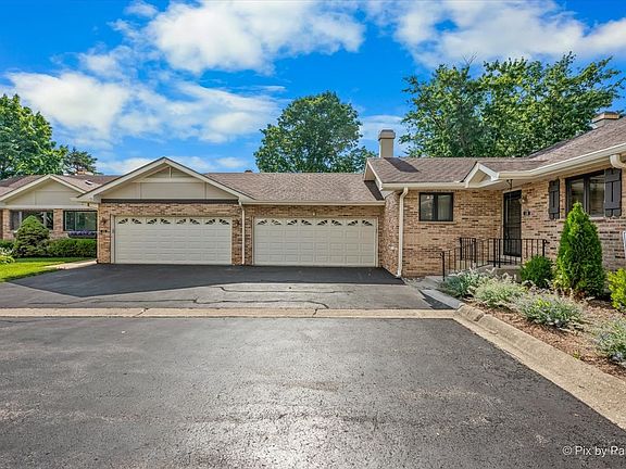 3rd image of 110 Villa Way #110
