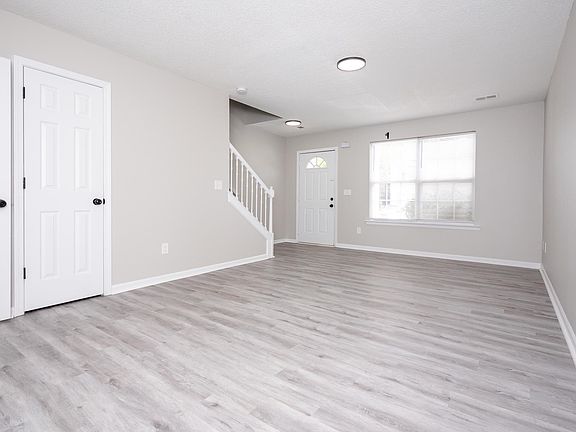 5th image of 68 Buff St Unit E-2