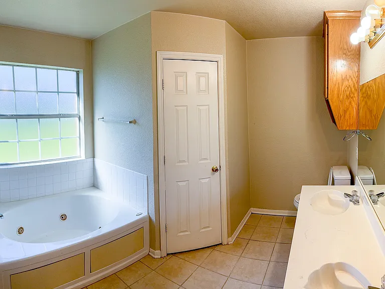 4506 Mildred Ave — Photo 13