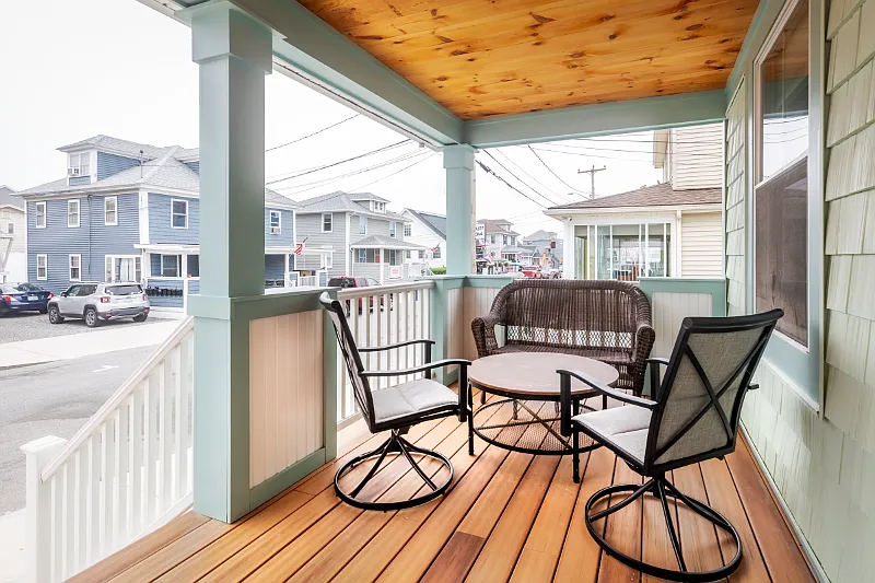 5 bed, $2,600 — Photo 2