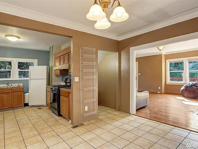 5514 11th Ave NE — Photo 11
