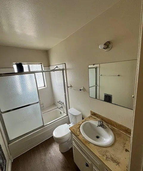 3357 Oakhurst Ave. — Photo 7