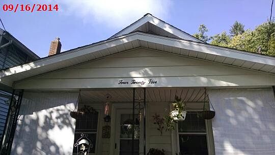 2nd image of 425 N Magnolia Ave