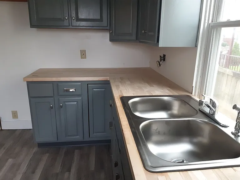3517 E 2nd St — Photo 17