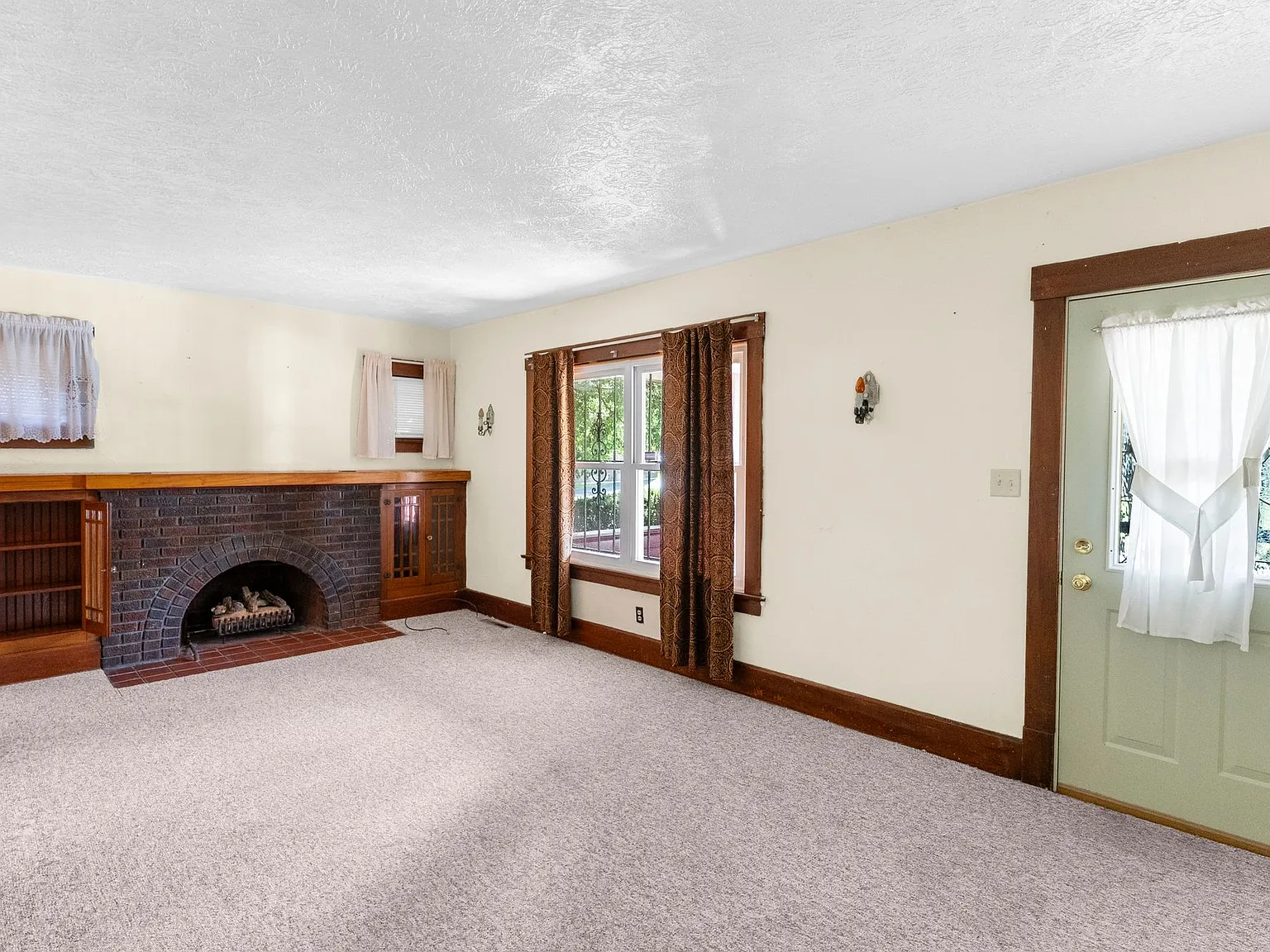 2 bed, 1100 sqft, $950 — Photo 4