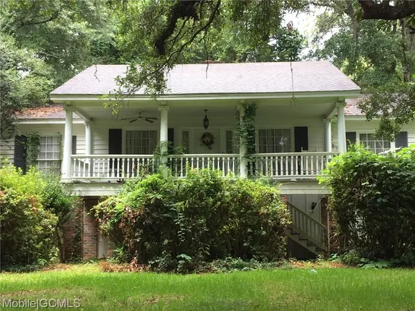 19285 Oak St, Citronelle, AL 36522