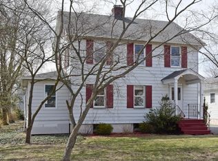 20 Hawthorne Ave, Morris Plains, NJ 07950