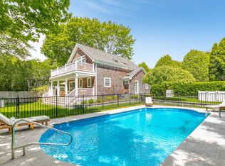 24 Stratton Sq, East Hampton, NY 11937