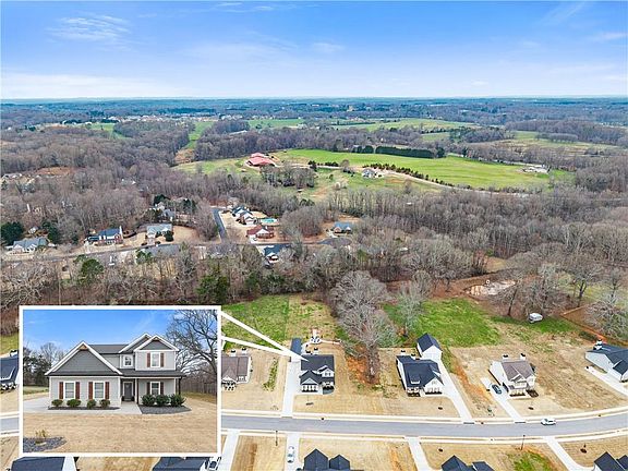 2nd image of 311 Webb Meadows Dr