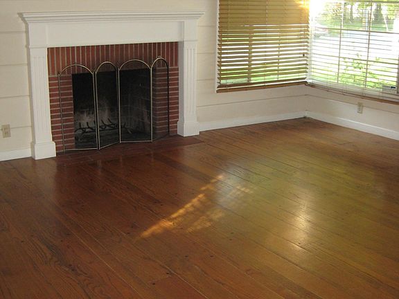 4th image of 3007 Hampshire Dr