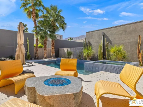 1065 Dane Dr, Palm Springs, CA 92262