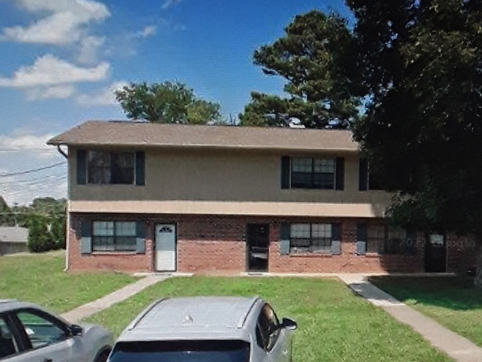 1st image of 3405 Oakcrest Ave NW APT 4