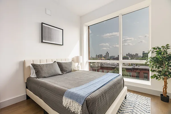 Sold by Compass | media 3