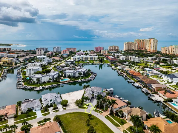 826 Banyan Ct, Marco Island, FL 34145