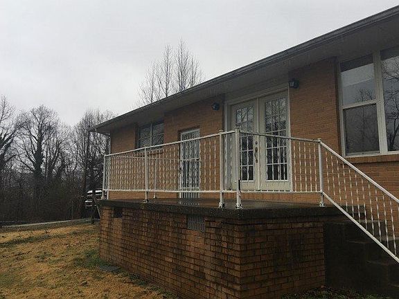 4th image of 131 W Haven Dr