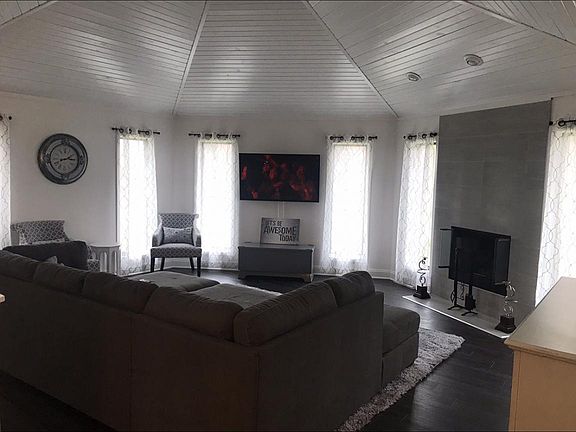 2nd image of N64W15817 Wildflower Dr