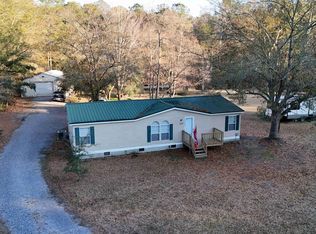650 Coral Acres Dr, Moncks Corner, SC 29461