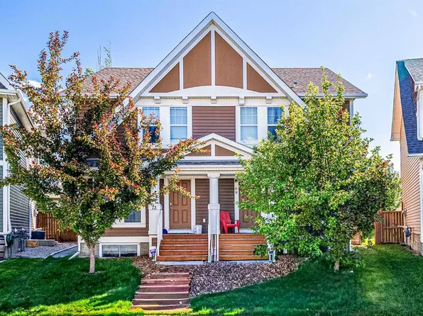69 E Auburn Crest Ln SE, Calgary, AB T3M 0Z1
