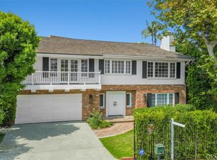 17481 Tramonto Dr, Pacific Palisades, CA 90272