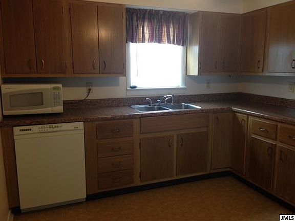 5th image of 2325 W Franklin St