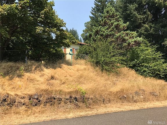 4th image of 70 NE Little Mission Creek Ln