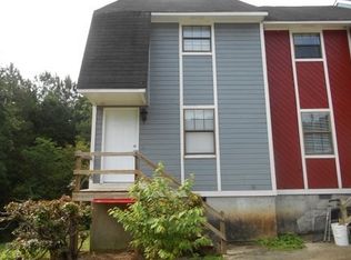 28 Woodberry Dr SE APT H, Silver Creek, GA 30173