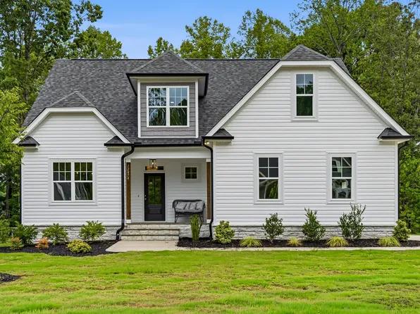 12874 Mallard Rock Dr, Zebulon, NC 27597