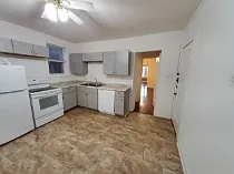 1404 Woodland Dr — Photo 7