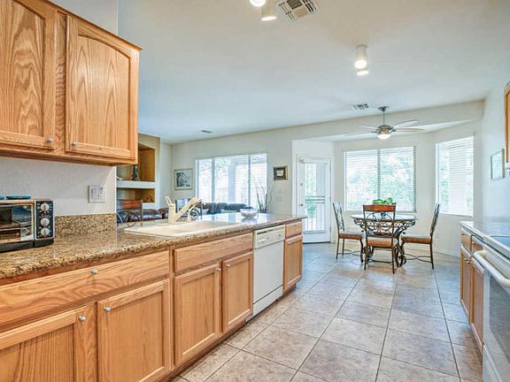 4th image of 6811 S Granite Dr