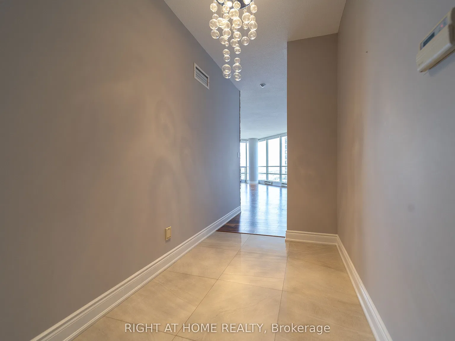 2 bed, $3,500 — Photo 2