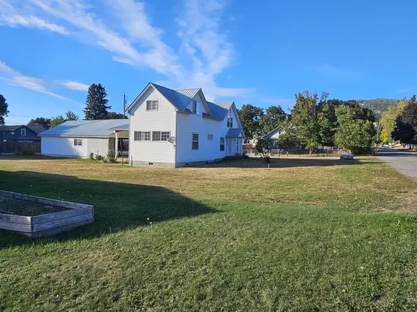 444 S Walnut St, Colville, WA 99114
