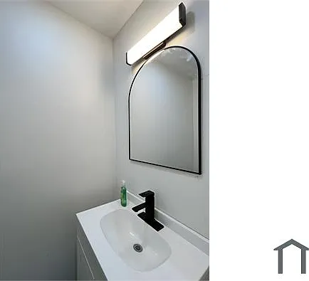 4 bed, 1212 sqft, $2,690 — Photo 3