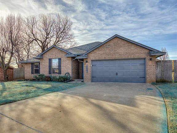 3rd image of 10001 Ames Cir