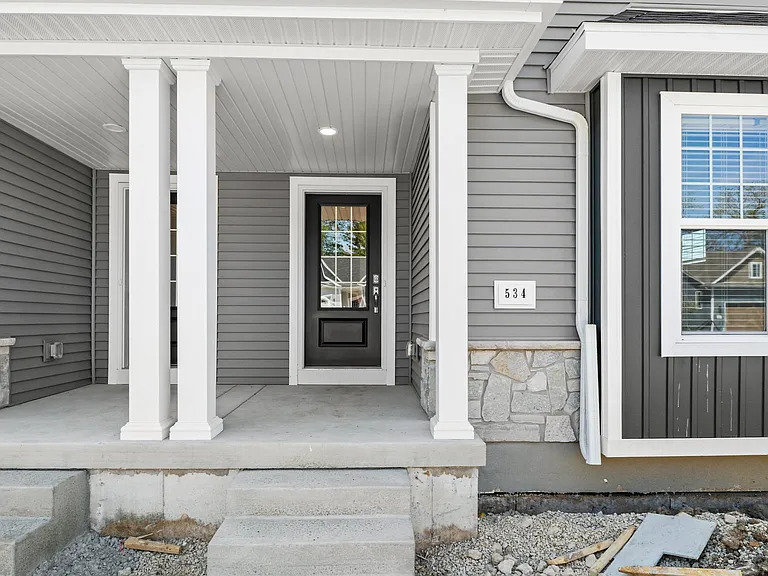 534 Lone Oak Ln — Photo 2