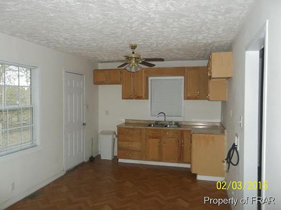 3rd image of 142 W Palmer St