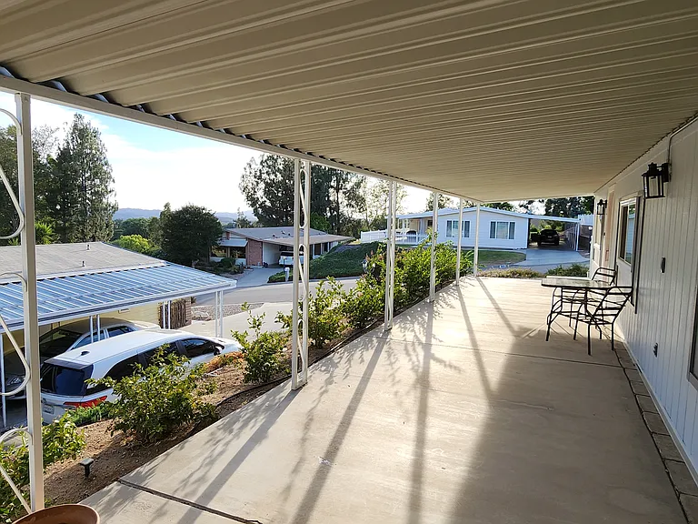 Rosedale Dr — Photo 30