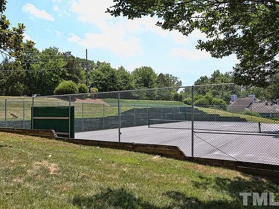 3rd image of 110 Kirkwood Dr