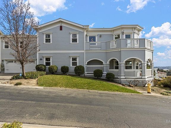 5th image of 155 Saint Catherine Lane