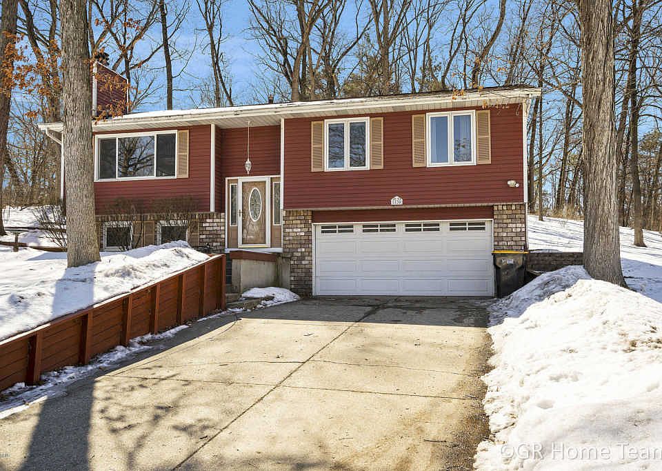 1st image of 1130 Fullerton Ct NE