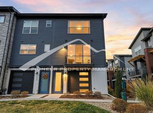 7849 W 43rd Pl, Wheat Ridge, CO 80033