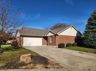 155 Heather Rd APT B, Troy, OH 45373