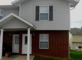 2425 Petrus Cir, Ozark, MO 65721