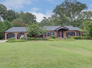 267 Hillcrest Dr, Auburn, AL 36830