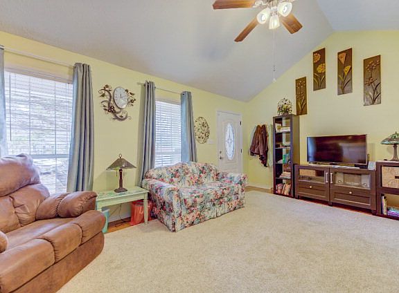 5th image of 123 Trailwood Dr