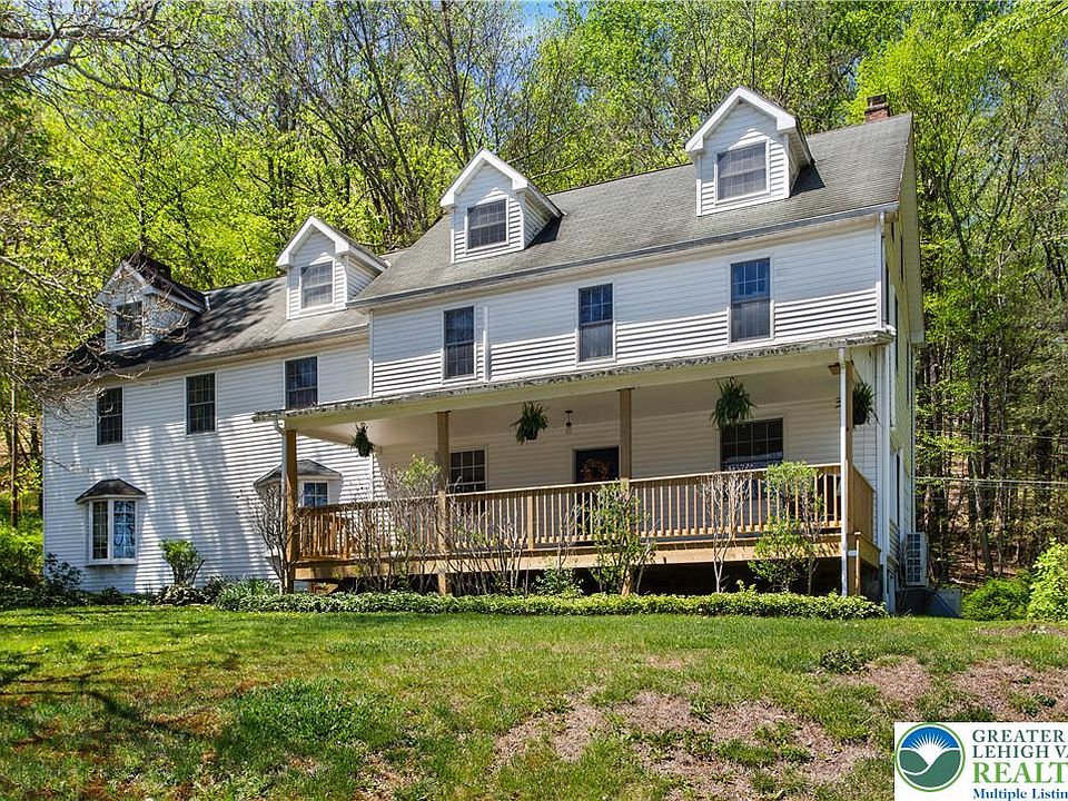 1st image of 1841 Twin Pine Rd